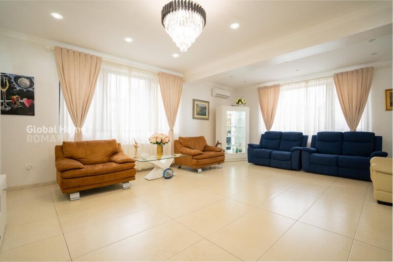 Pantelimon, vila 8 camere 556 mp, teren 1038 mp, garaj, constructie 2020